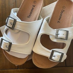 Bearpaw white sandals